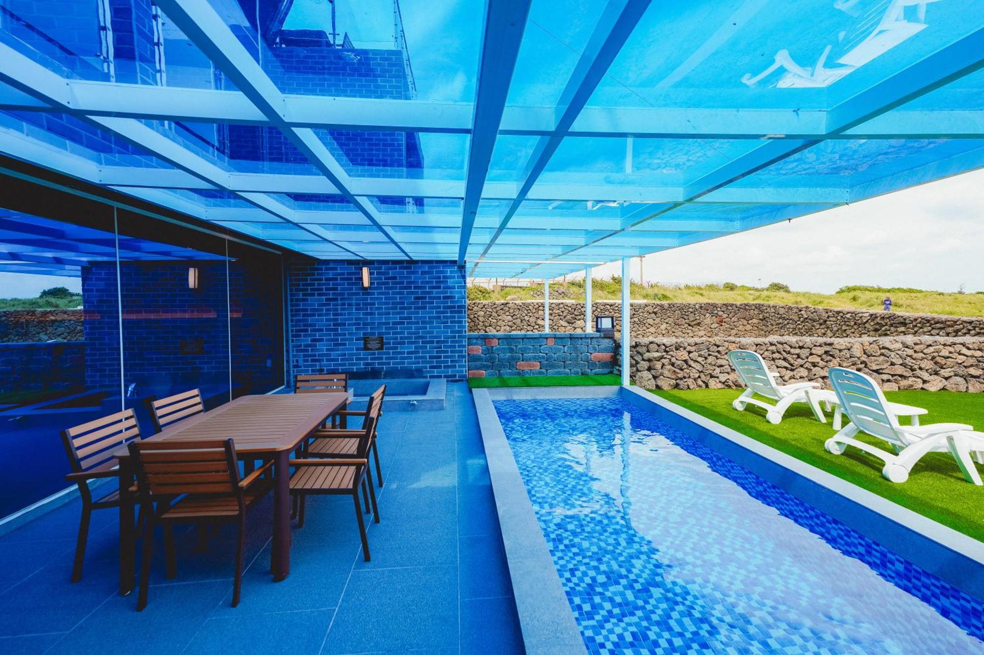 Haeilri Pool&Spa Hotel 西归浦市 外观 照片